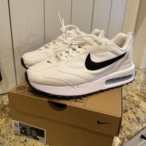 New Nike Air Max Dawn White Black Sneaker Shoes Size US 9W/7.5M